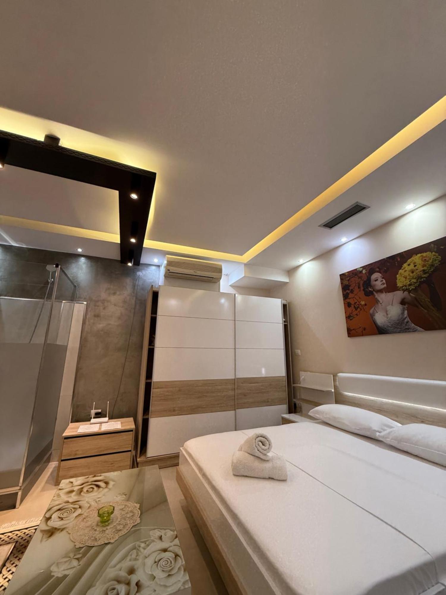 Aba Jacuzzi Apartment